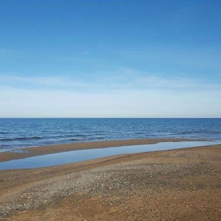 Beau 2 Pieces Recent A 5 M De La Plage La Jara  Экстерьер фото